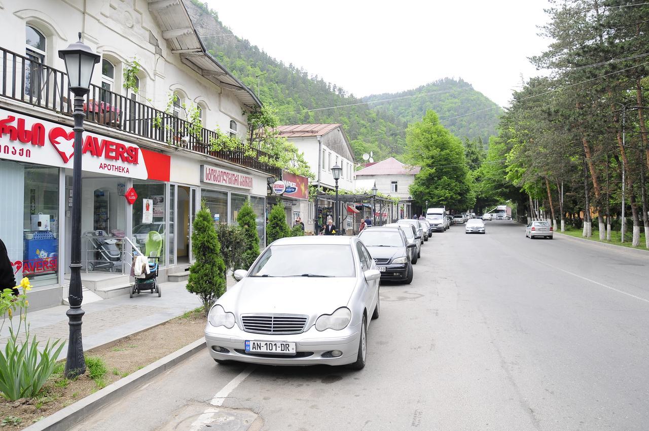 Riverside Hotel Borjomi Exterior photo